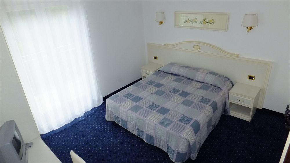 Hotel Rosalpina Riva del Garda Eksteriør bilde