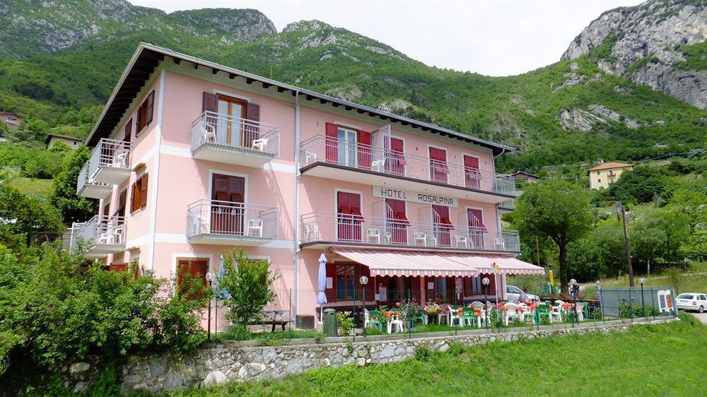 Hotel Rosalpina Riva del Garda Eksteriør bilde