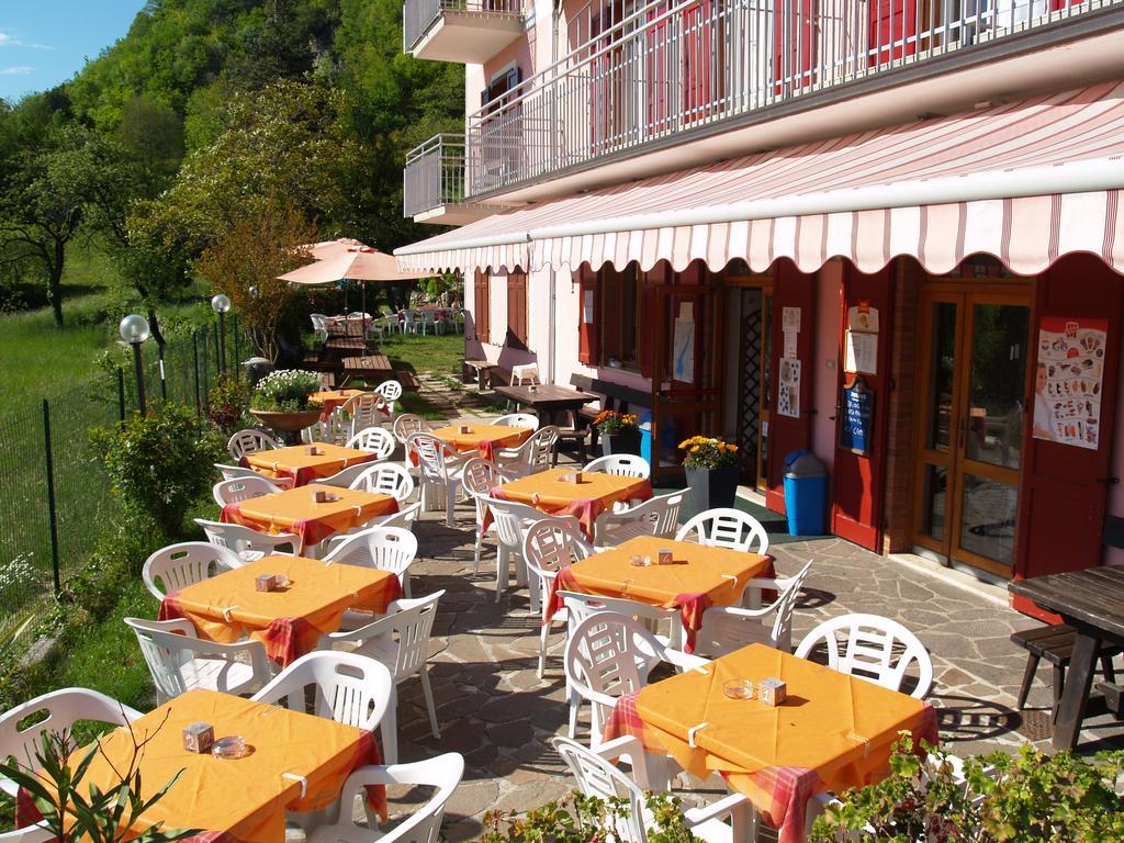 Hotel Rosalpina Riva del Garda Eksteriør bilde