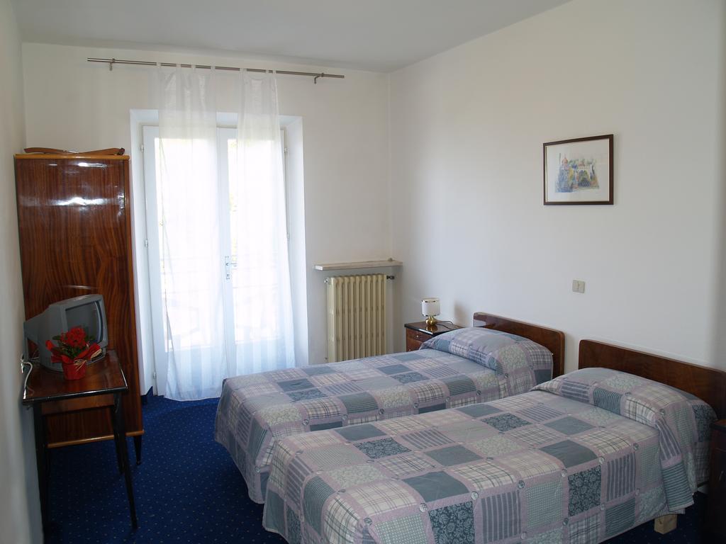 Hotel Rosalpina Riva del Garda Eksteriør bilde