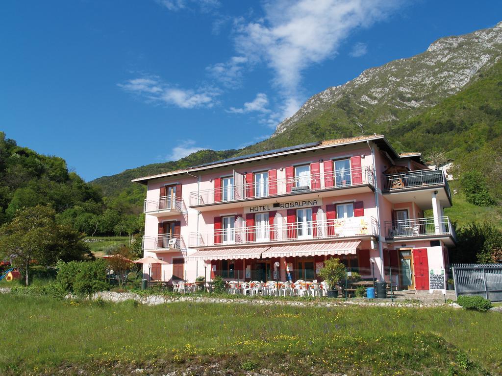 Hotel Rosalpina Riva del Garda Eksteriør bilde